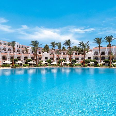 فندق سافوي شرم الشيخ المظهر الخارجي الصورة The swimming pool at the Iberostar Grand Hotel del Mar